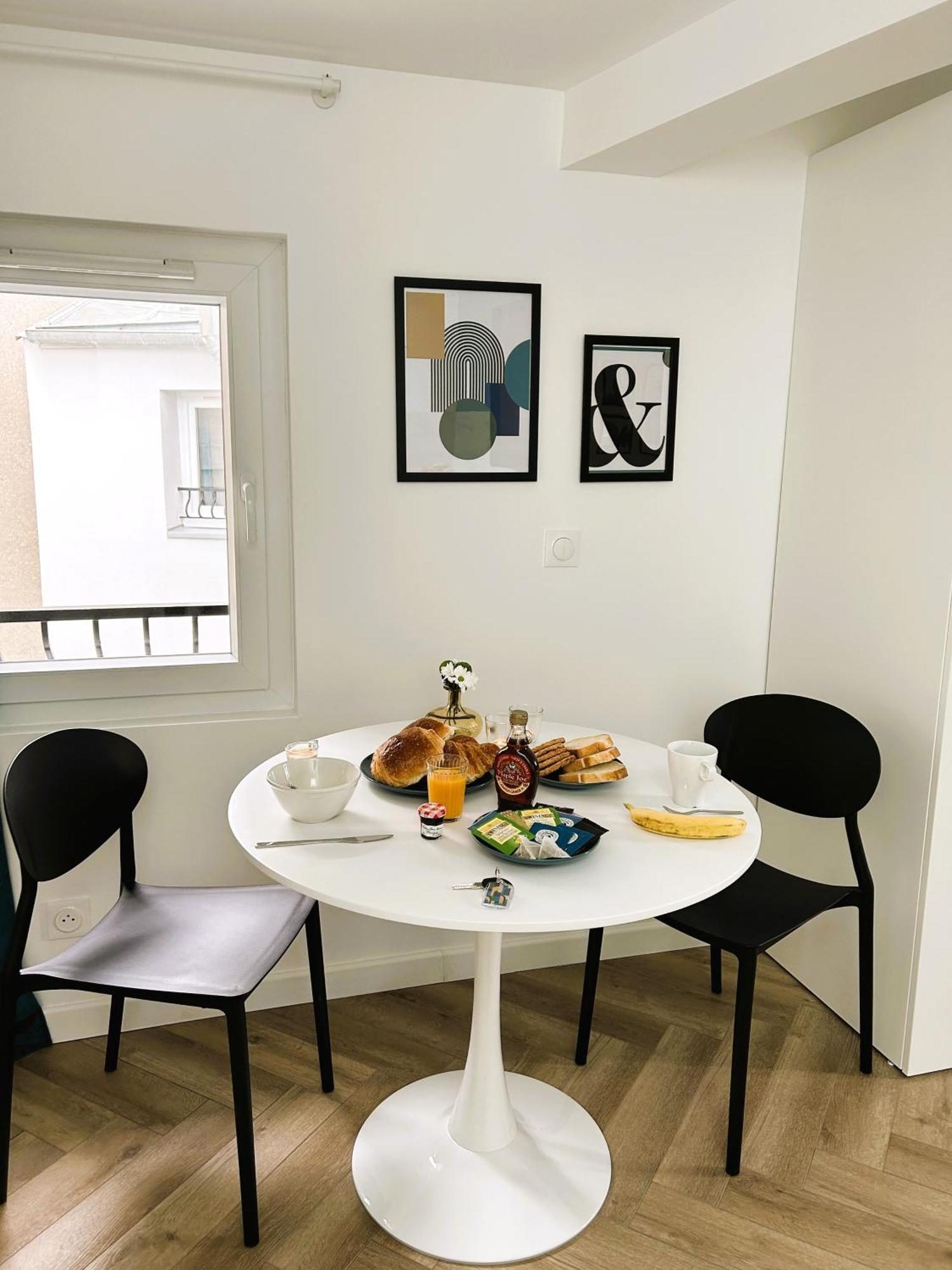 La Maison Hugo Montreuil  Bagian luar foto