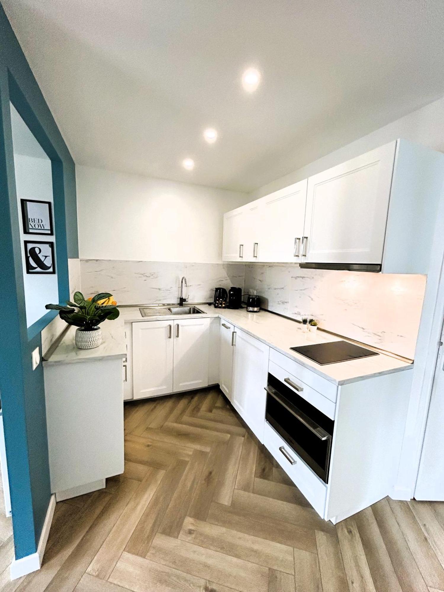 La Maison Hugo Montreuil  Bagian luar foto