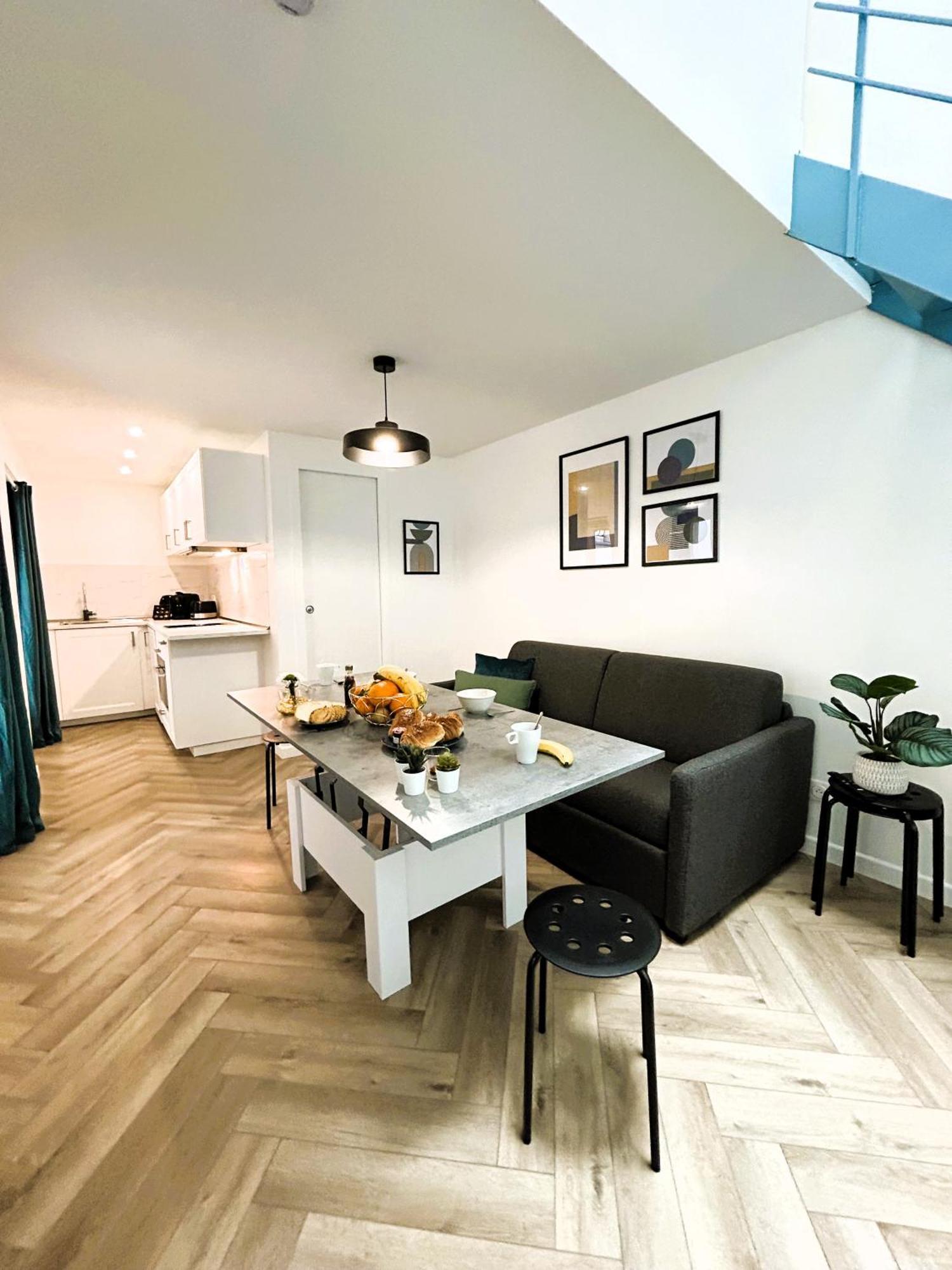 La Maison Hugo Montreuil  Bagian luar foto